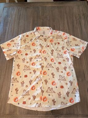Buc-ee’s Button Up Shirt Men’s XXL 2XL Desert Cactus Print Short Sleeve